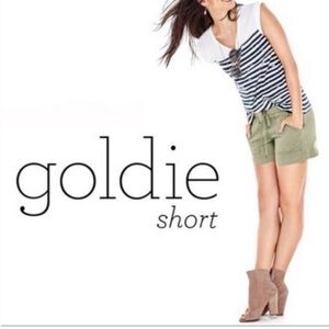 CAbi Goldie Shorts in Olive Green